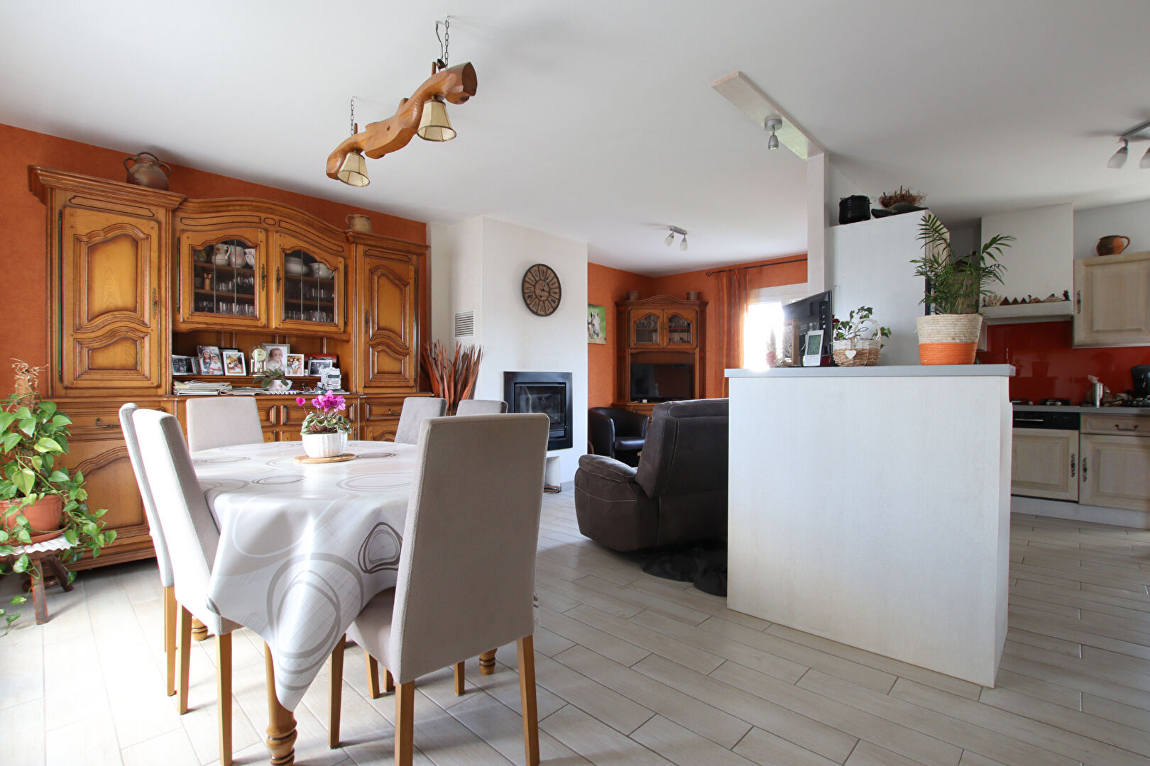 Maison 6 pièces 119 m² · à Vouillé · 118,7 m² · 261 000 €